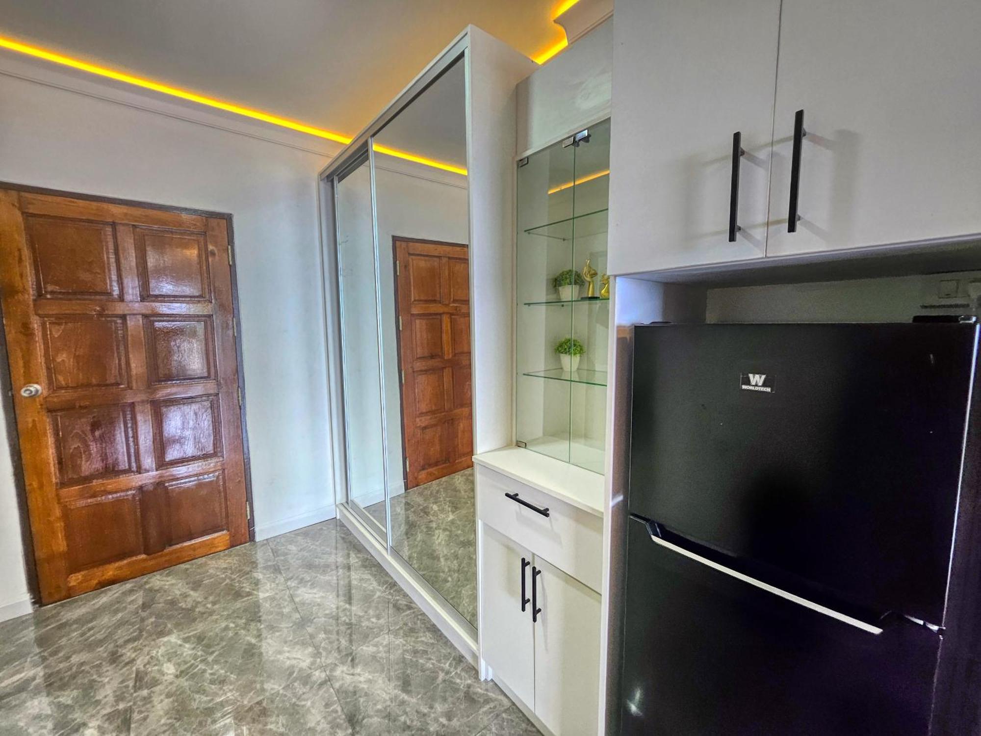 View Talay 5 Jomtien Beachfront Pattaya Extérieur photo