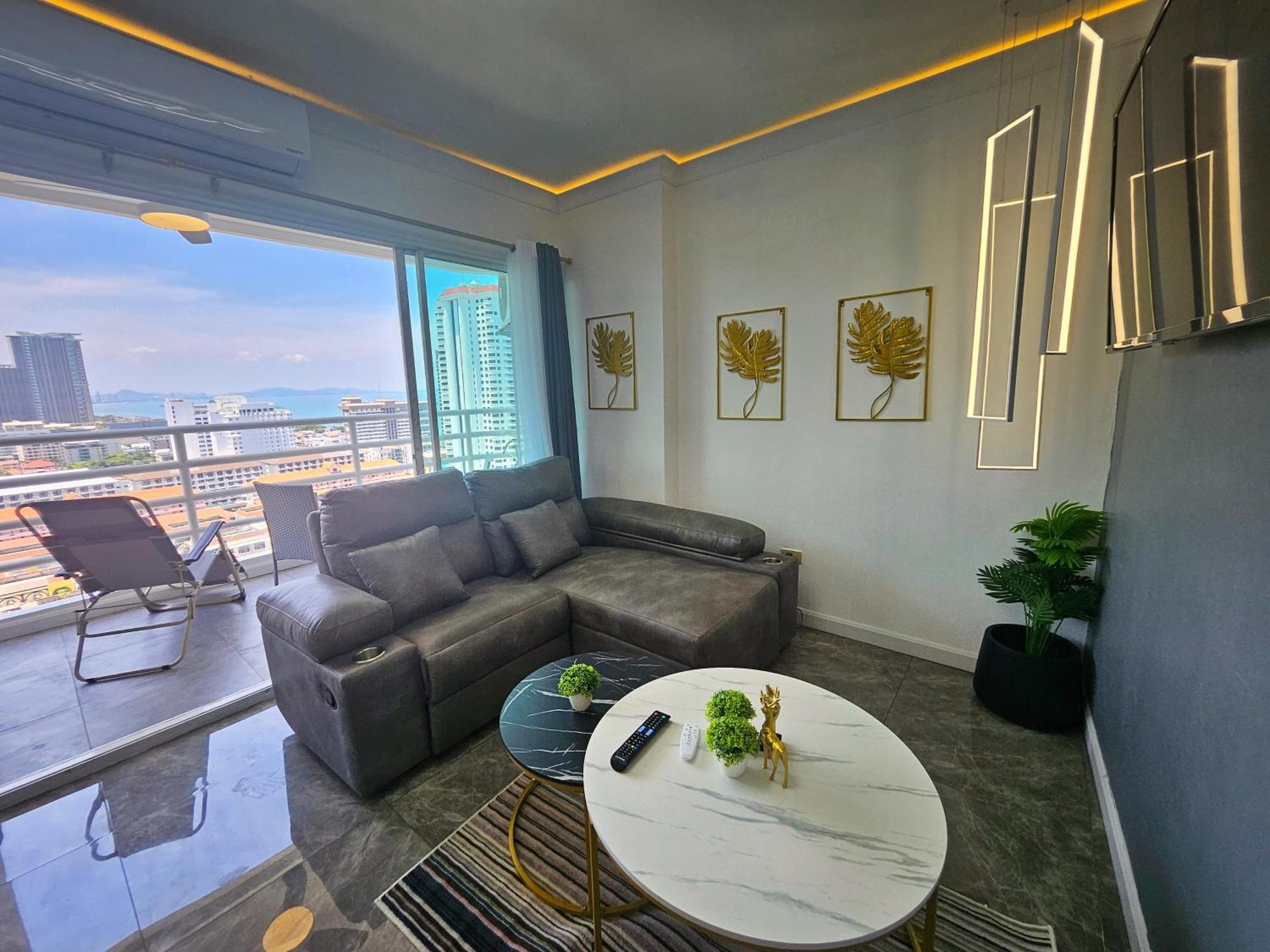 View Talay 5 Jomtien Beachfront Pattaya Extérieur photo